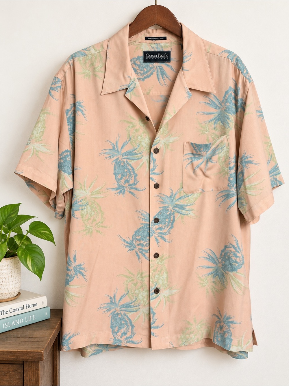 Vintage Men’s 100% Silk Pineapple Camp Shirt Coastal Resort XL